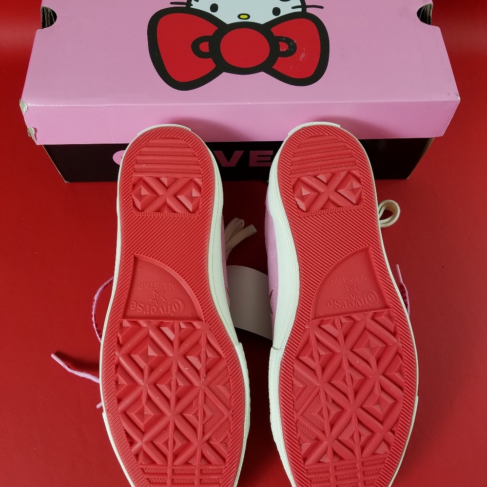 CONVERSE x HELLO KITTY Shoes 162939C Various Sizes - Picture 2 of 7